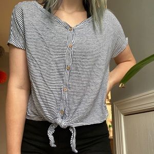 Rachel Zoe 100% Linen Button Up Top